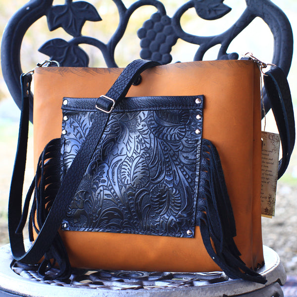 B 179 Medium Tote