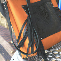 B 179 Medium Tote